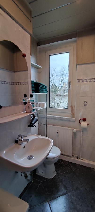 Komfortables Und Sauberes Zimmer Leipzig Ngoại thất bức ảnh