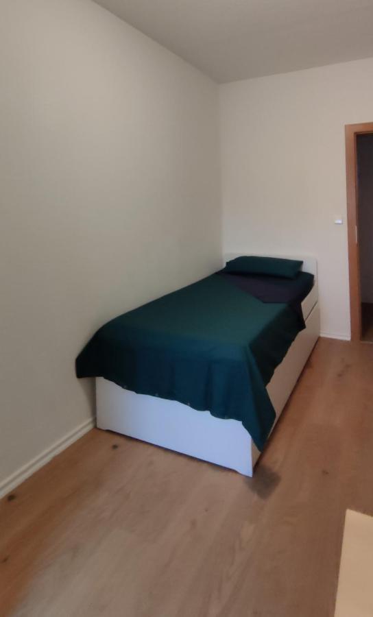 Komfortables Und Sauberes Zimmer Leipzig Ngoại thất bức ảnh